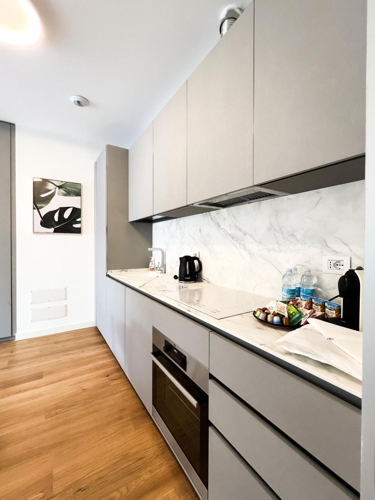 Comecasa Modern Terraced & Palestra Apartment Милан Экстерьер фото