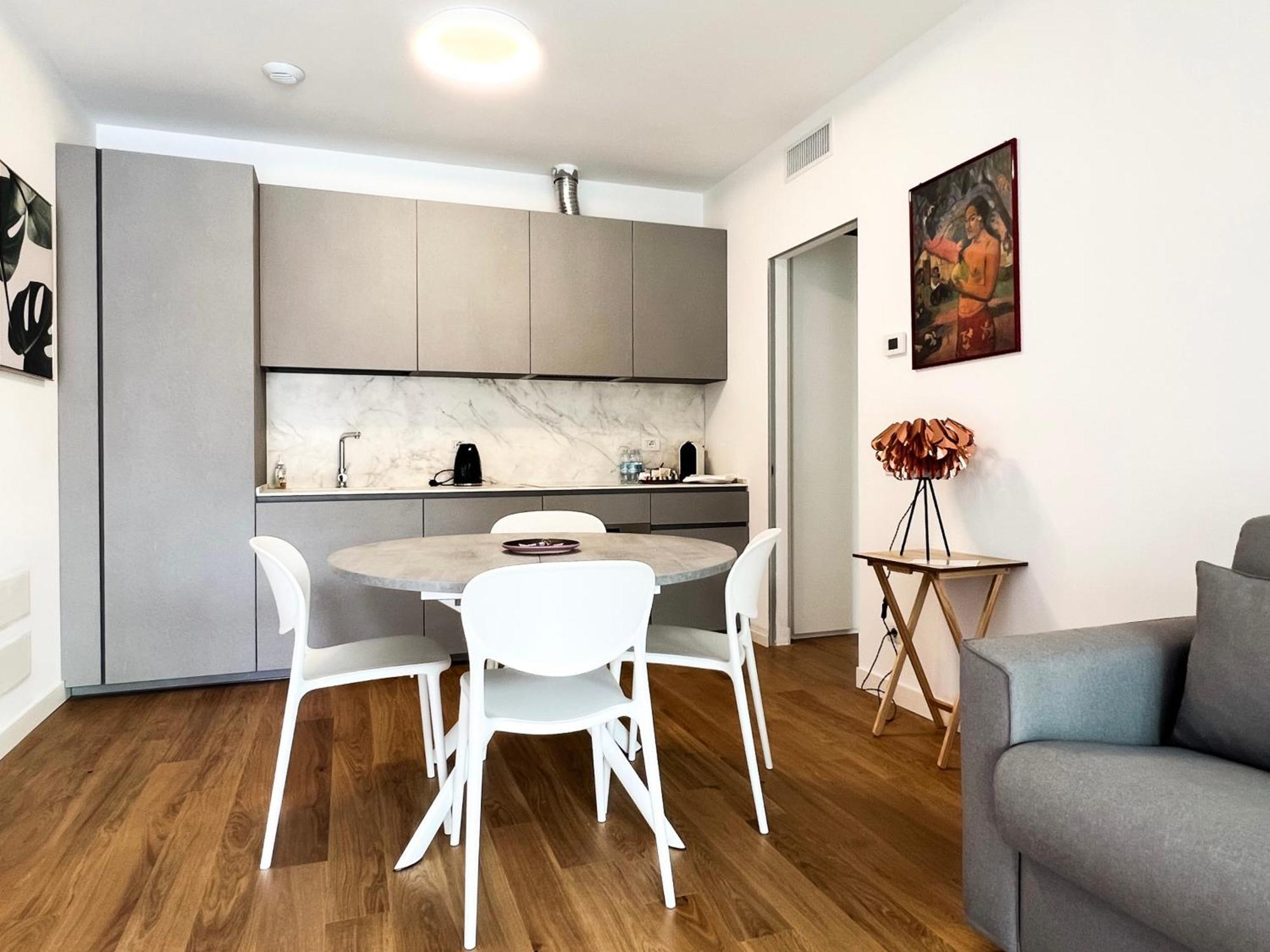 Comecasa Modern Terraced & Palestra Apartment Милан Экстерьер фото